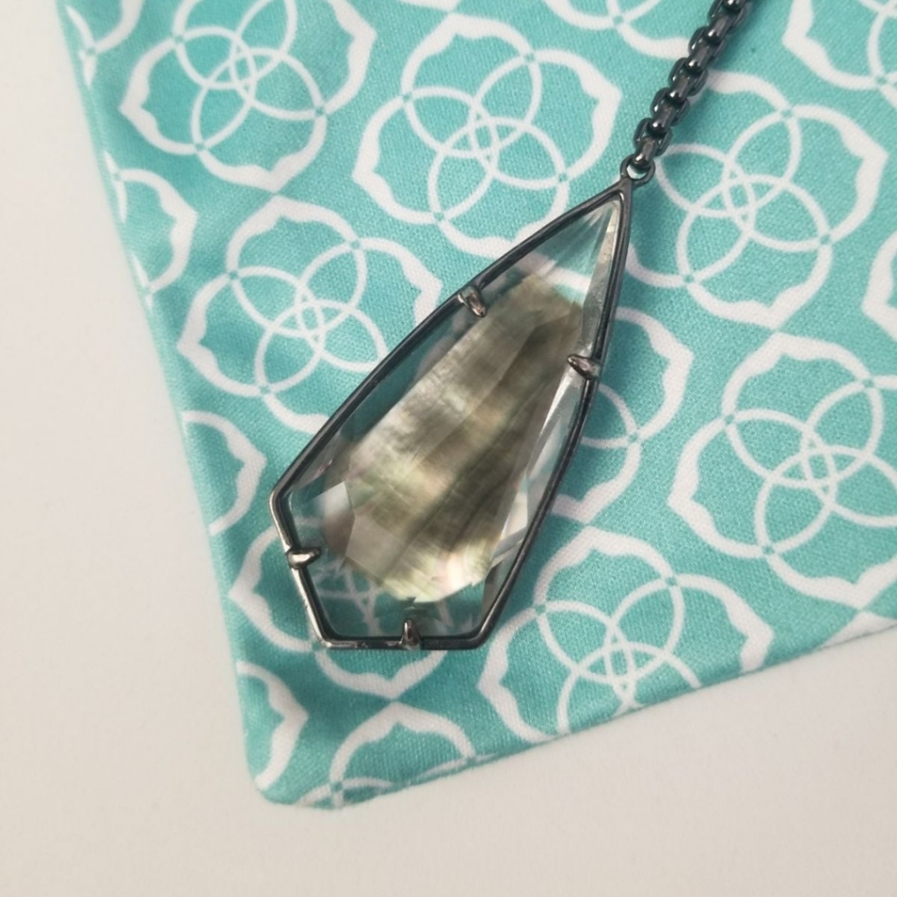 Kendra Scott Charlotte Necklace - Picture 4 of 7